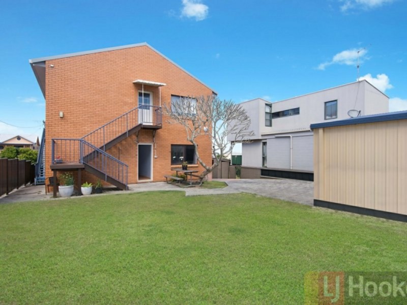 2/3 Ager Street, Yamba NSW 2464