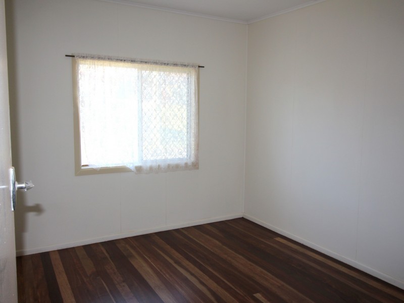 Unit 2/27 Queen Street, Yamba NSW 2464