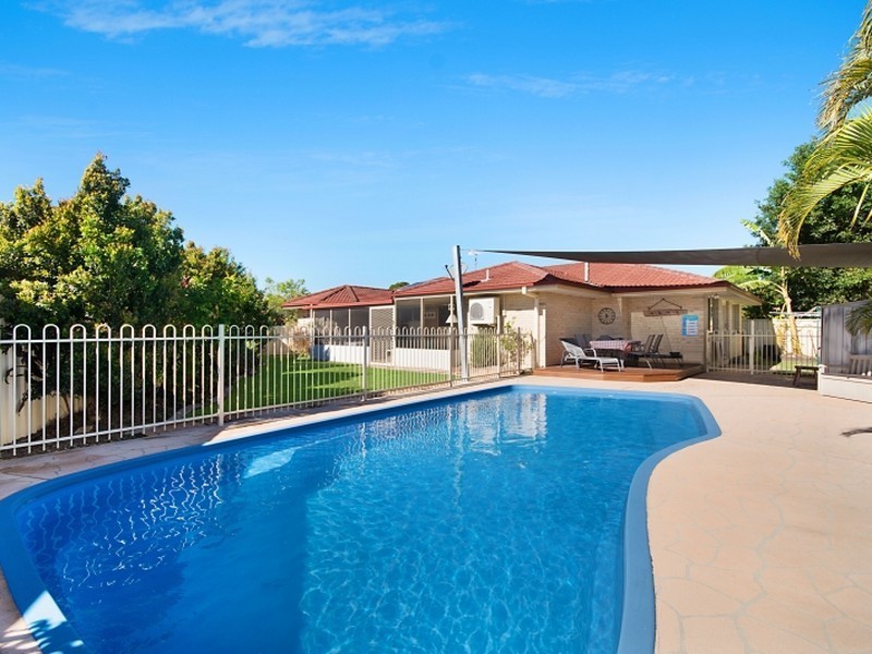 50 Harold Tory Drive, Yamba NSW 2464