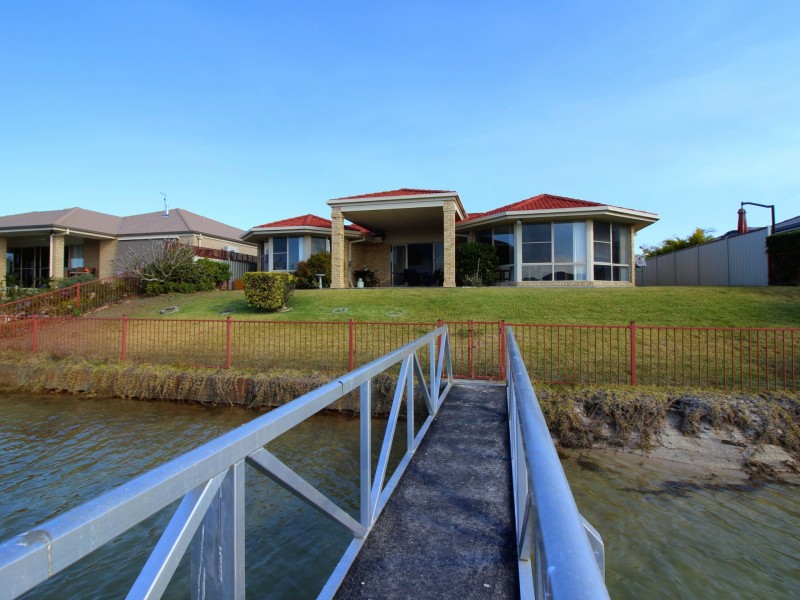 22 Taine Court, Yamba NSW 2464