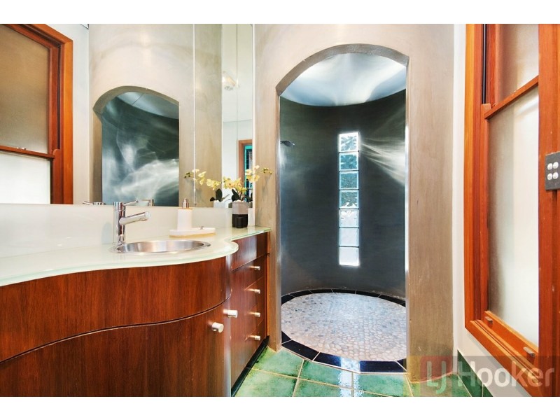 68 McConnells Lane, Palmers Island NSW 2463