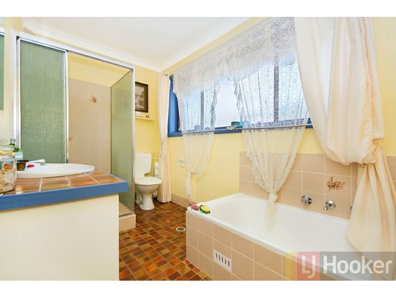 Unit 2/2 Waratah Avenue, Yamba NSW 2464