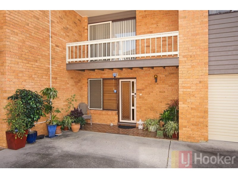 Unit 2/2 Waratah Avenue, Yamba NSW 2464