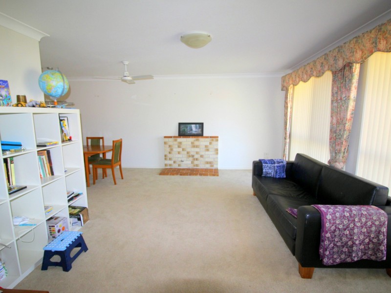 23 Palm Terrace, Yamba NSW 2464