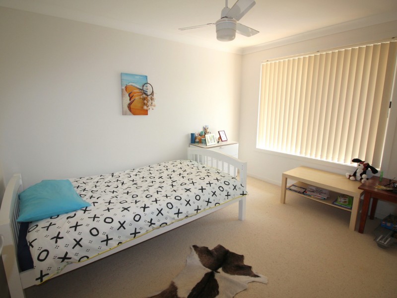 23 Palm Terrace, Yamba NSW 2464