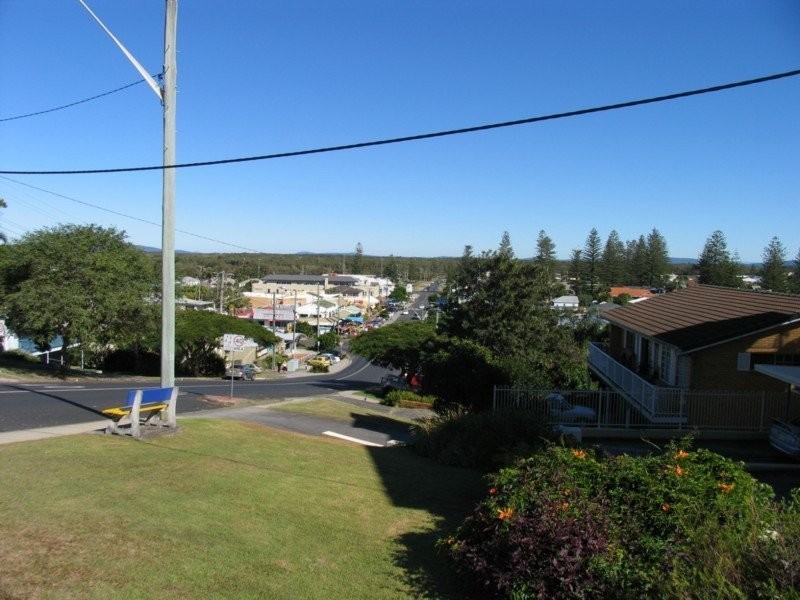 Unit 5/8-10 High Street, Yamba NSW 2464