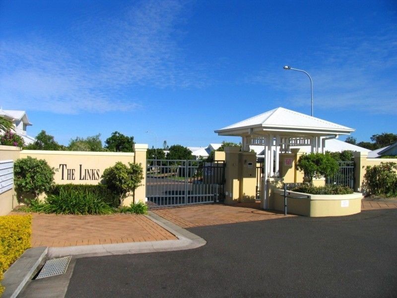 The Links/77 The Drive, Yamba NSW 2464