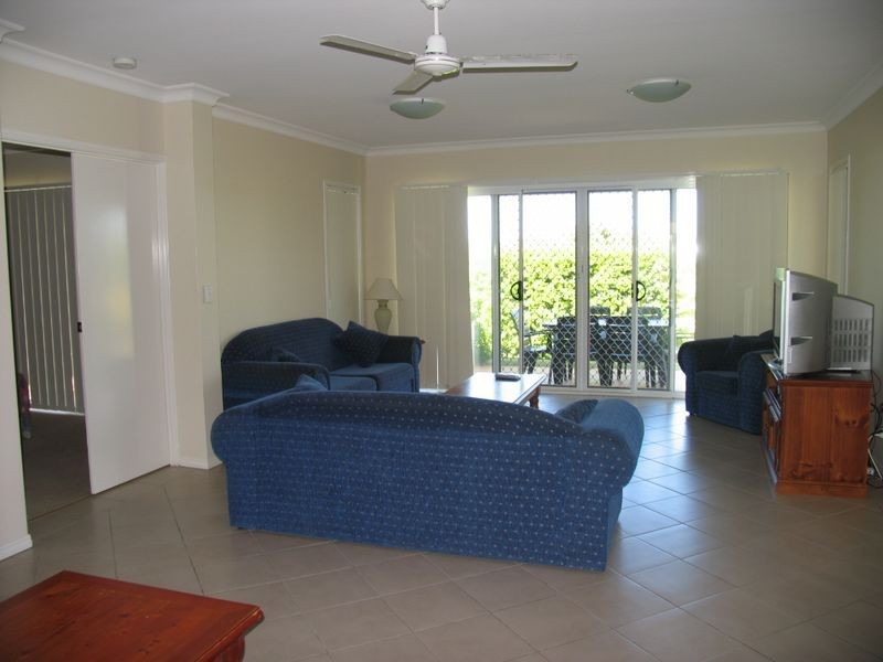 The Links/77 The Drive, Yamba NSW 2464