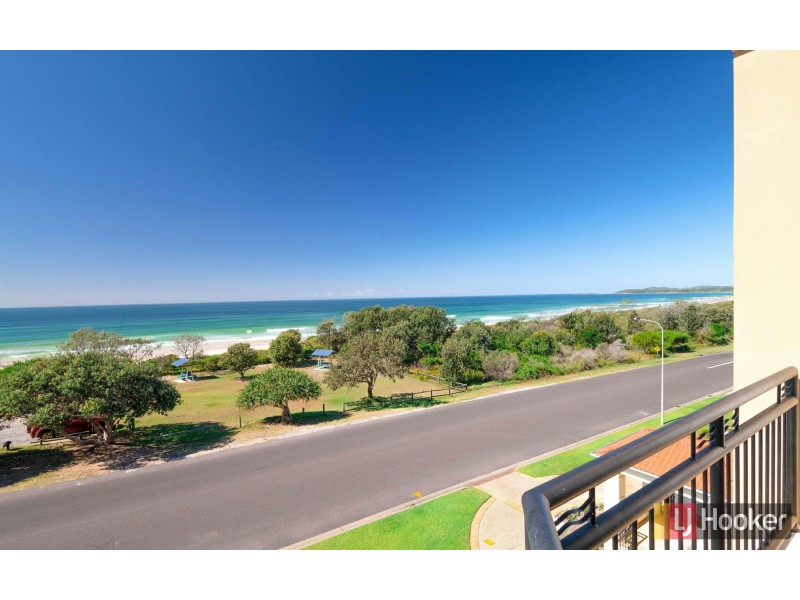 Apartment 23/20 Pacific Parade, Yamba NSW 2464