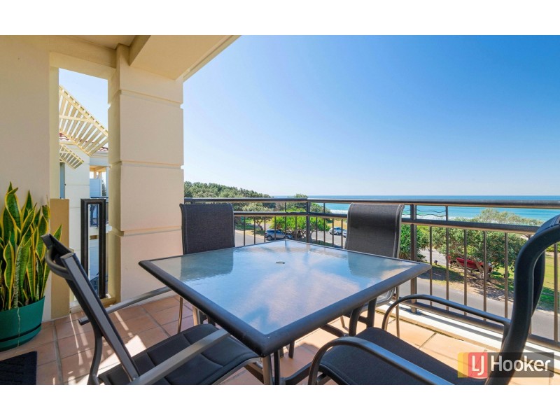 Apartment 23/20 Pacific Parade, Yamba NSW 2464