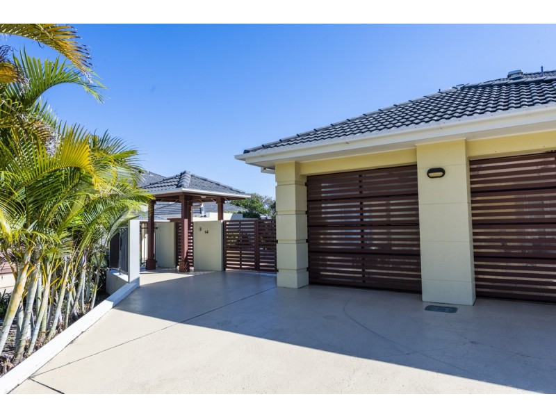 64/20-21 Pacific Parade, Yamba NSW 2464