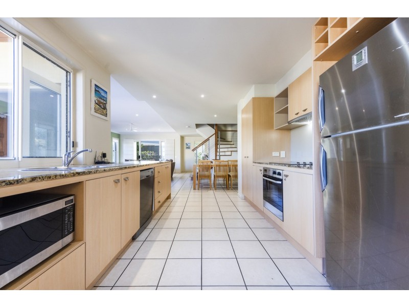 64/20-21 Pacific Parade, Yamba NSW 2464