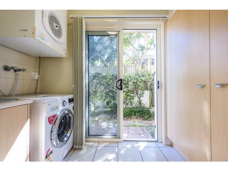 64/20-21 Pacific Parade, Yamba NSW 2464