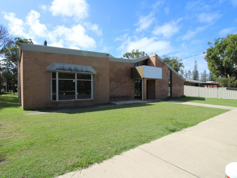 35 Coldstream Street, Yamba NSW 2464