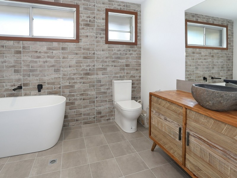 74 Spenser Street, Iluka NSW 2466