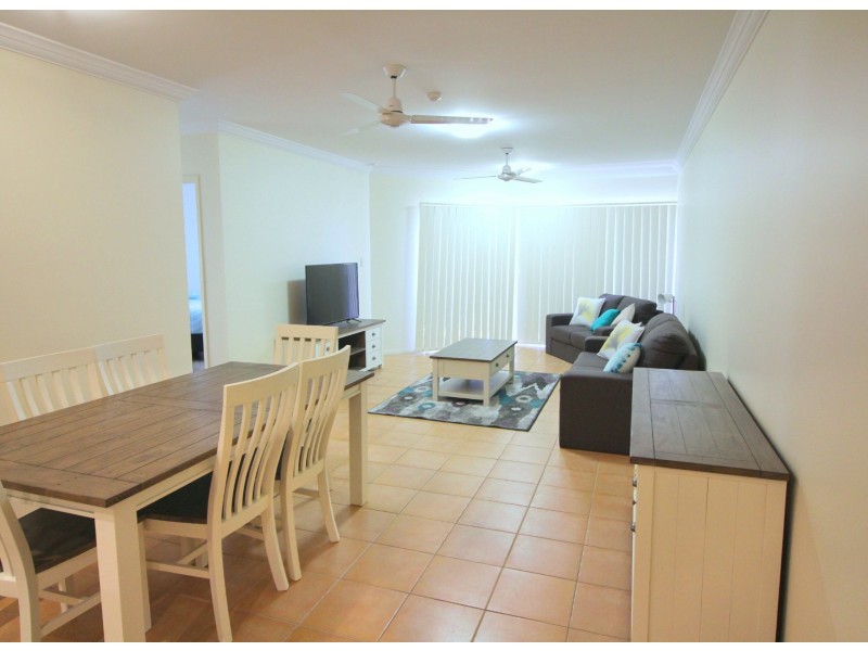 B1 U3/18-19 Pacific Parade, Yamba NSW 2464
