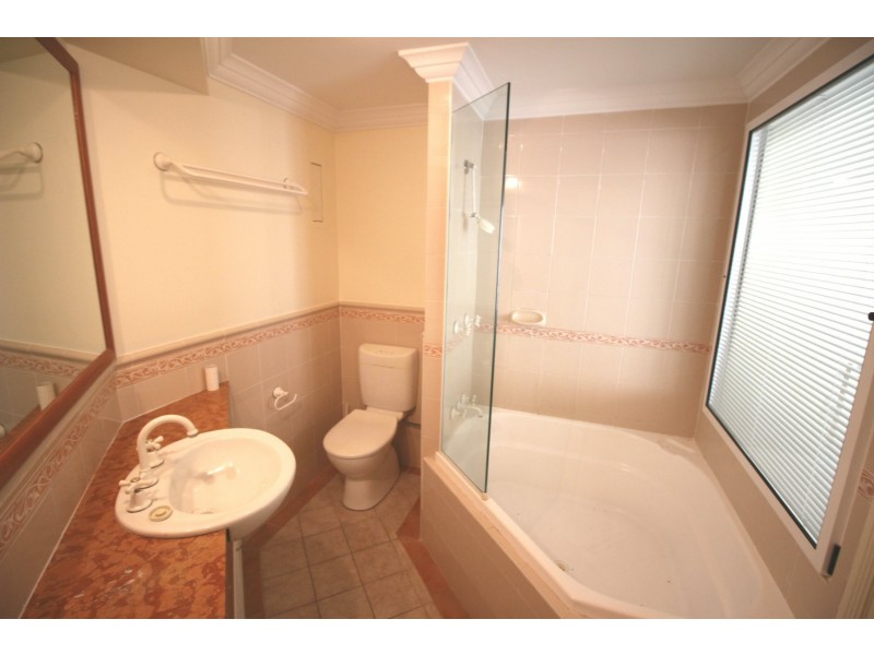 B1 U3/18-19 Pacific Parade, Yamba NSW 2464