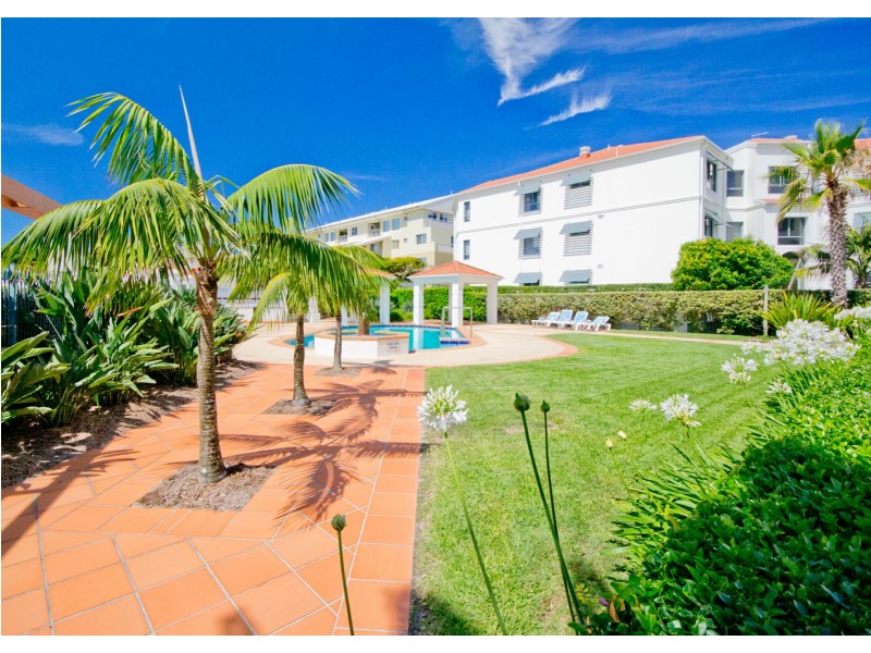 Apartment 12/18-19 Pacific Parade, Yamba NSW 2464