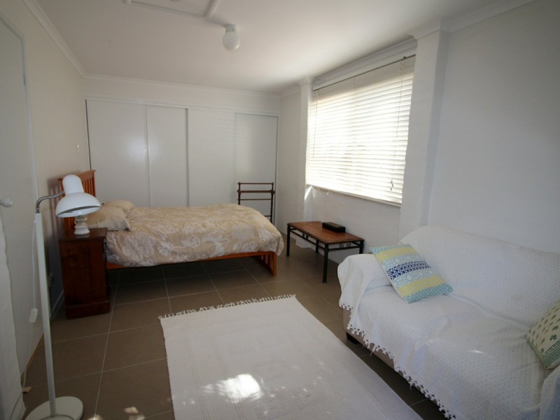 17 Young Street, Wooloweyah NSW 2464