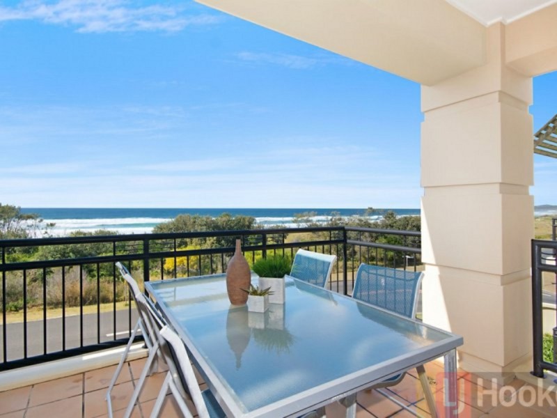 46/20-21 Pacific Parade, Yamba NSW 2464