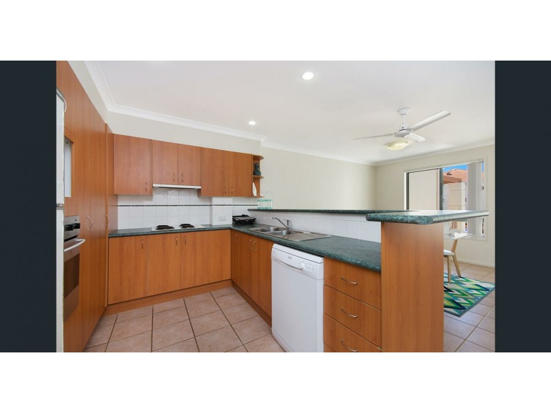 Unit 5/18-19 Pacific Parade, Yamba NSW 2464