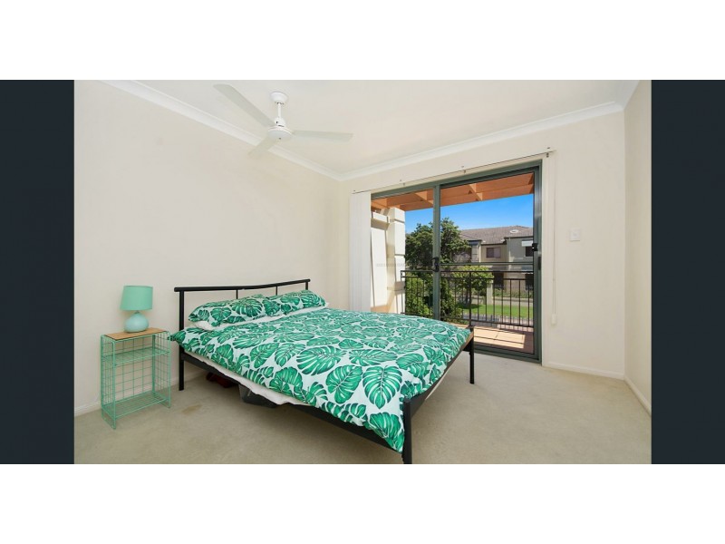 Unit 5/18-19 Pacific Parade, Yamba NSW 2464