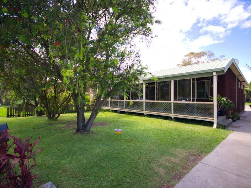 22 Yamba Road, Yamba NSW 2464