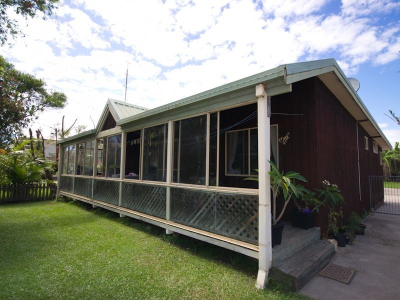 22 Yamba Road, Yamba NSW 2464