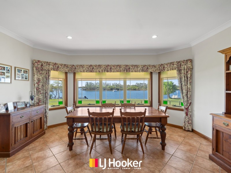 34 Palm Terrace, Yamba NSW 2464