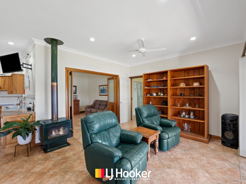 34 Palm Terrace, Yamba NSW 2464