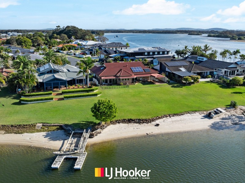 34 Palm Terrace, Yamba NSW 2464