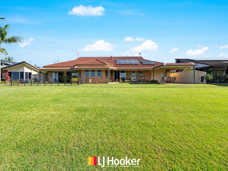 34 Palm Terrace, Yamba NSW 2464