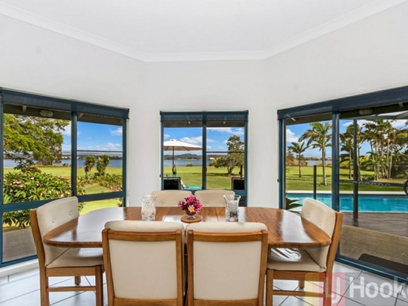 797a Yamba Road, Palmers Island NSW 2463