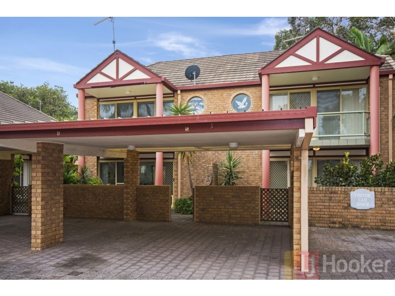 4/16 Beach Street, Yamba NSW 2464