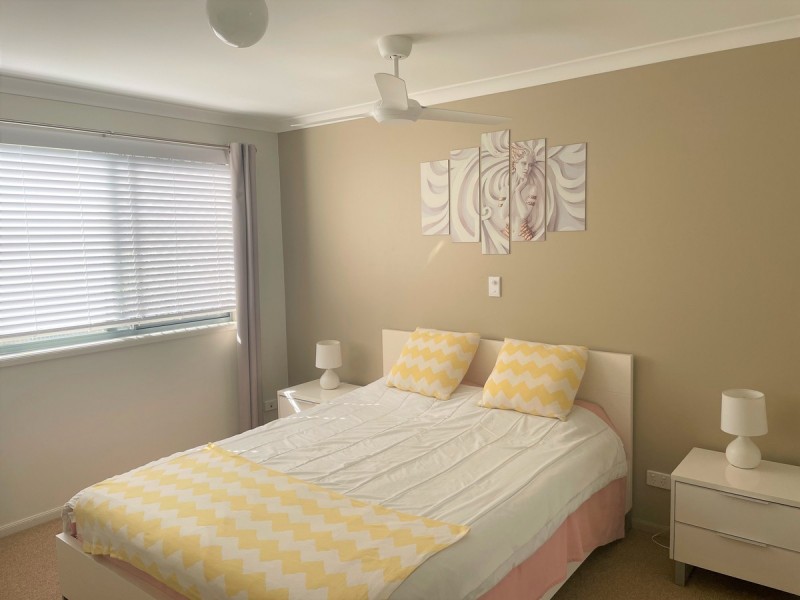 4/4-8 Beachside Way, Yamba NSW 2464