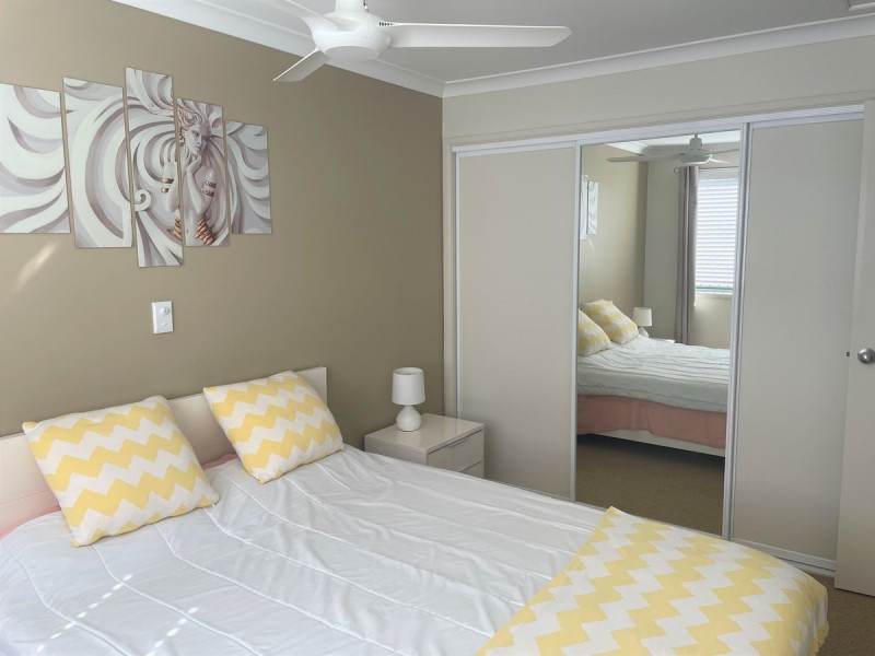 4/4-8 Beachside Way, Yamba NSW 2464