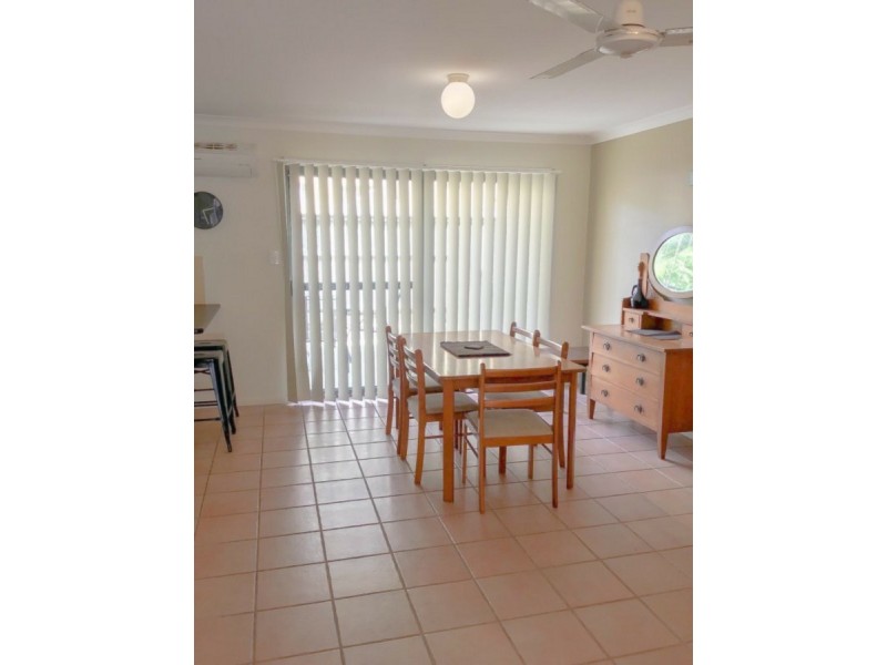 4/4-8 Beachside Way, Yamba NSW 2464
