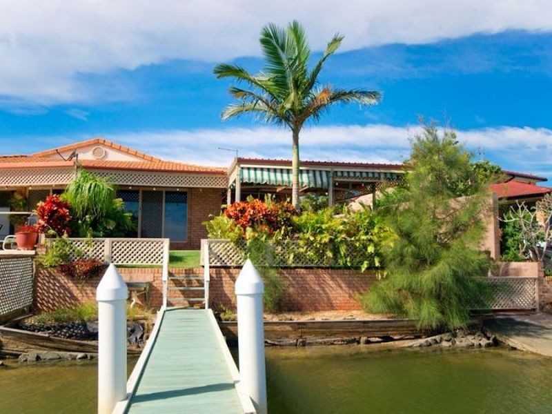 The Inlet 2/30 Westringia Place, Yamba NSW 2464