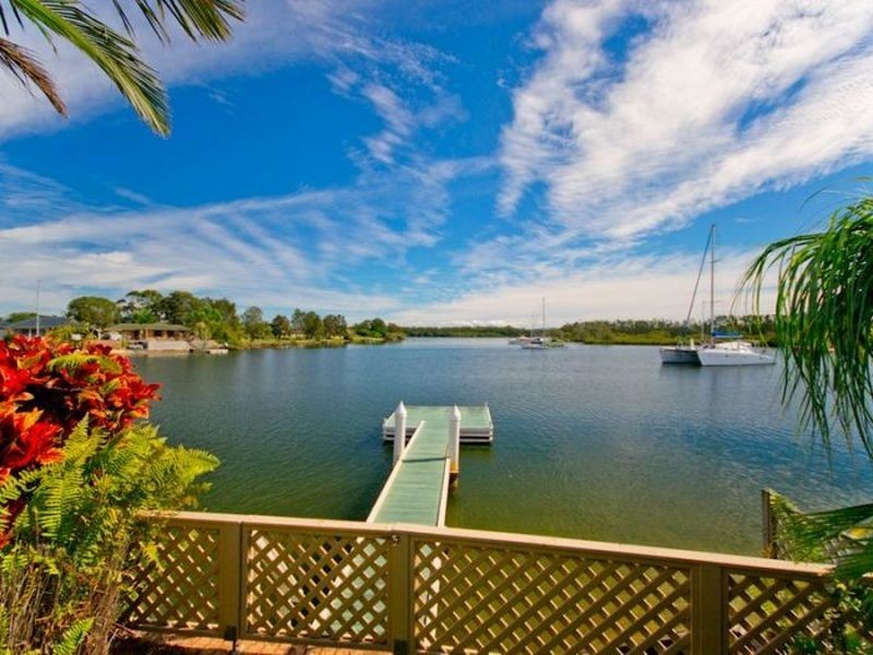The Inlet 2/30 Westringia Place, Yamba NSW 2464