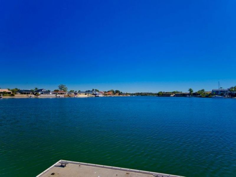 The Bay/19 Melaleuca Drive, Yamba NSW 2464