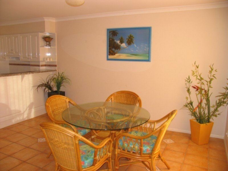 3/1-5 Beachside Way, Yamba NSW 2464