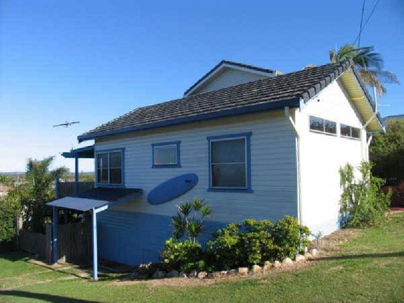 Billabong – 15 Link Street, Yamba NSW 2464