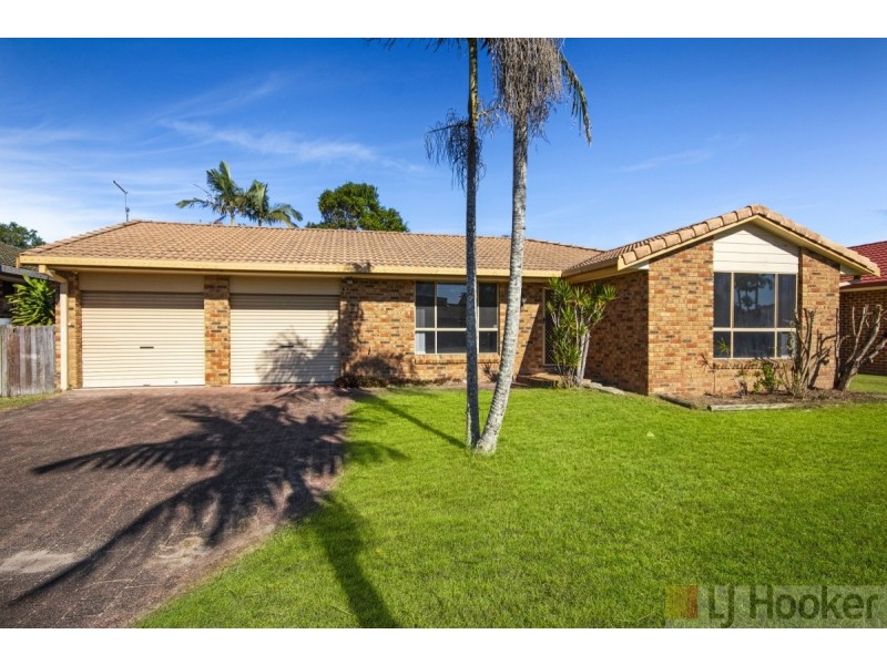13 The Mainbrace, Yamba NSW 2464