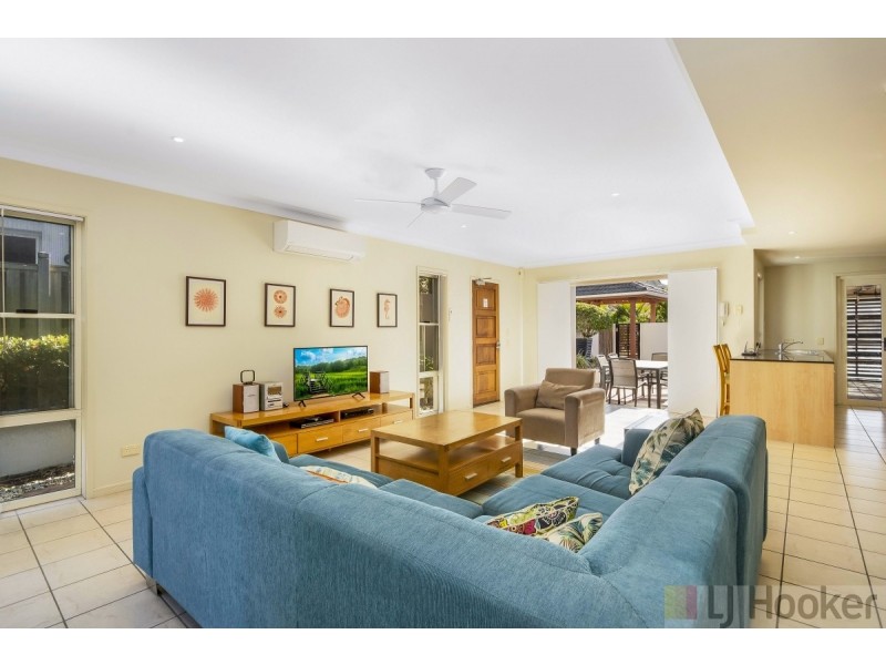 69/20-21 Pacific Parade, Yamba NSW 2464