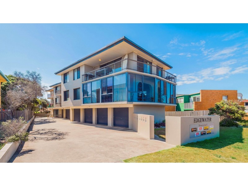 6/12 Pacific Parade, Yamba NSW 2464