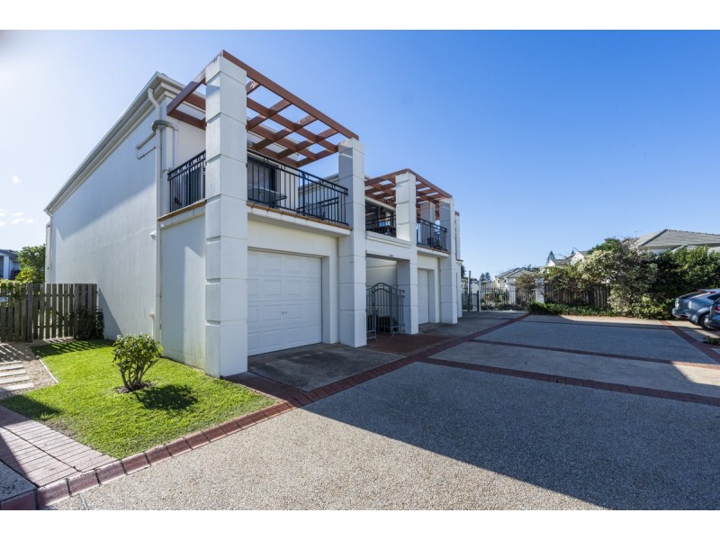 Breakers B 18-19 Pacific Parade, Yamba NSW 2464