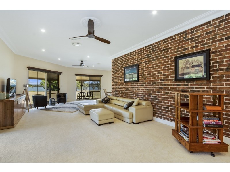 74 McConnells Lane, Palmers Island NSW 2463