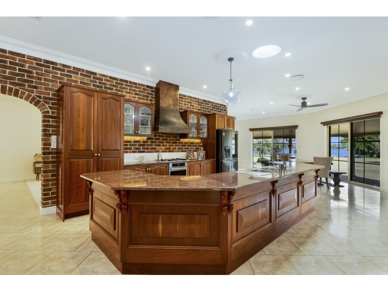 74 McConnells Lane, Palmers Island NSW 2463