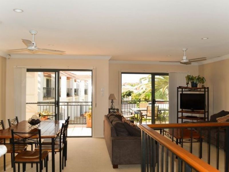 B3-U6 The Breakers/18-20 Pacific Parade, Yamba NSW 2464