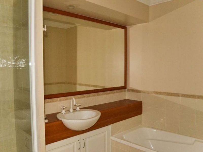 B3-U6 The Breakers/18-20 Pacific Parade, Yamba NSW 2464